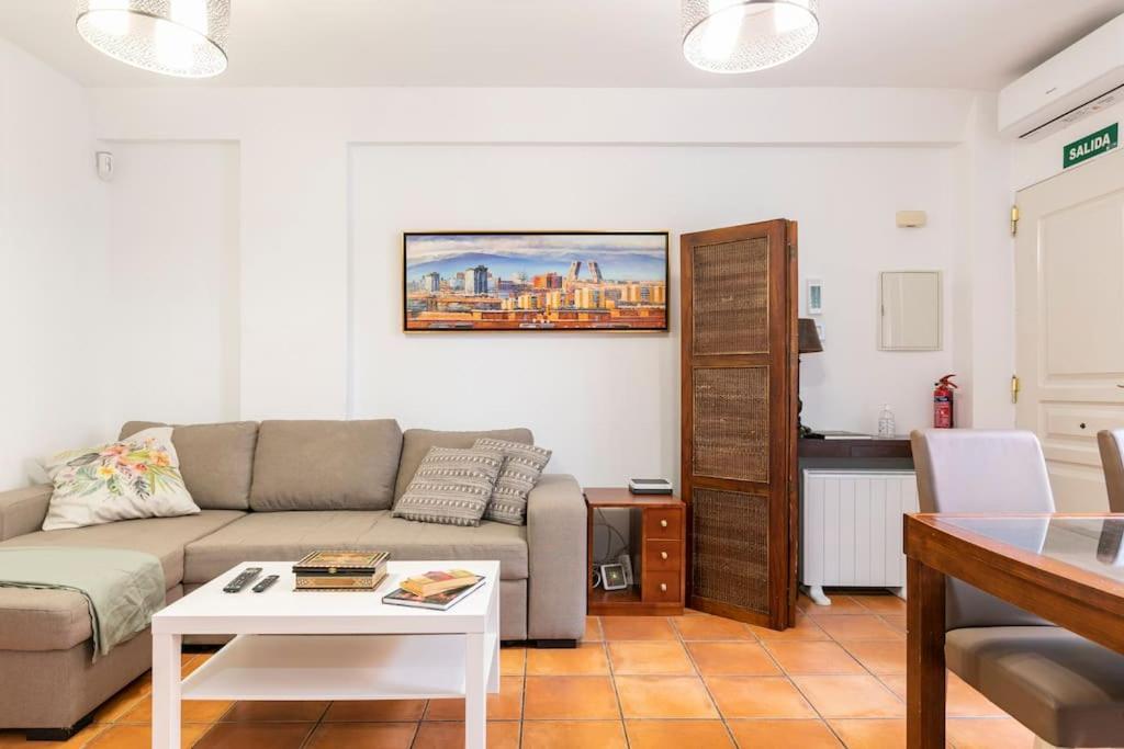 Acogedor Piso En Madrid De Dos Habitaciones エクステリア 写真